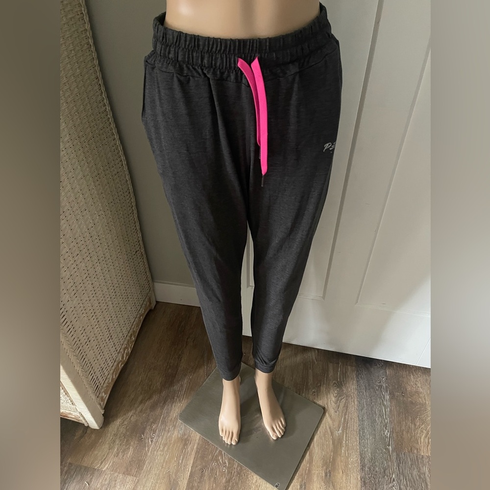 Peachy Victory Joggers